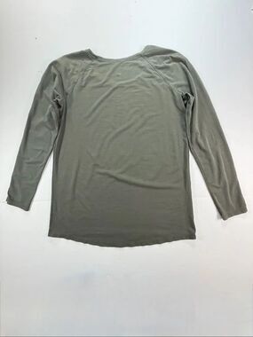 Lululemon Women’s Size 6 Long Sleeve Shirt Olive Green Scoop Neck Curved Hem